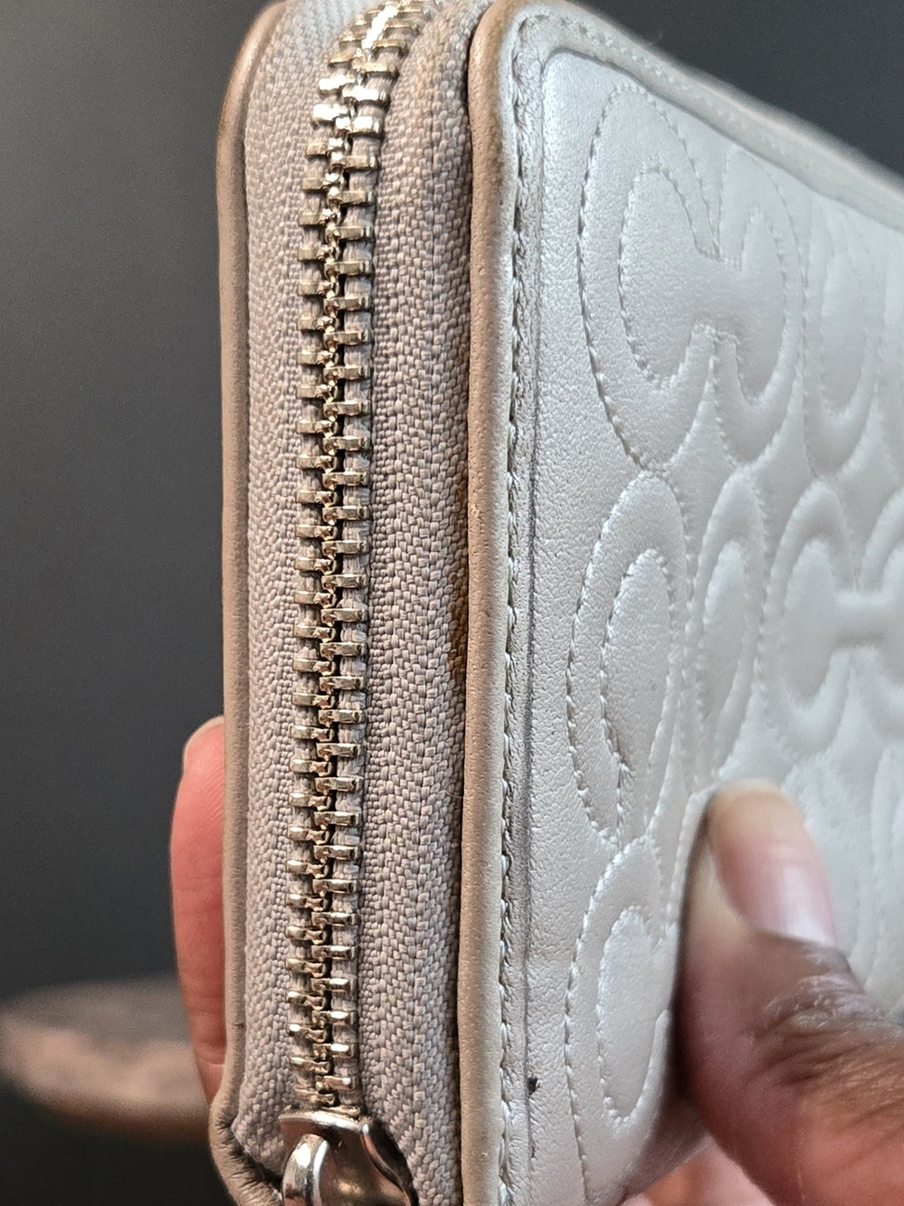 coach | zip around wallet | monogram | silver | metallic finish | vintage - Picture 6 of 11